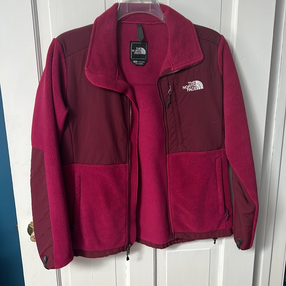 North Face size M womens zip up fleece